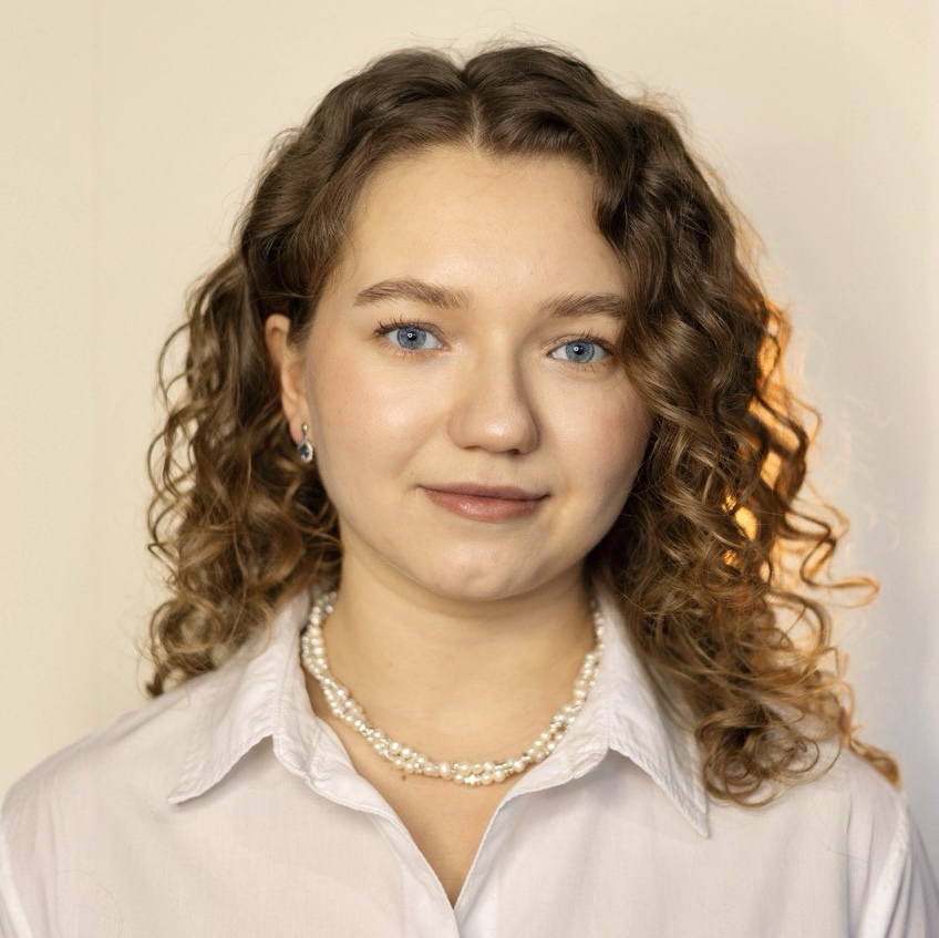 львівська філія | команда у львові | центр "коло сім'ї"